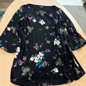 J. Jill Wearever Collection Black Floral Print Top Small 3/4 Sleeve Rayon Blend